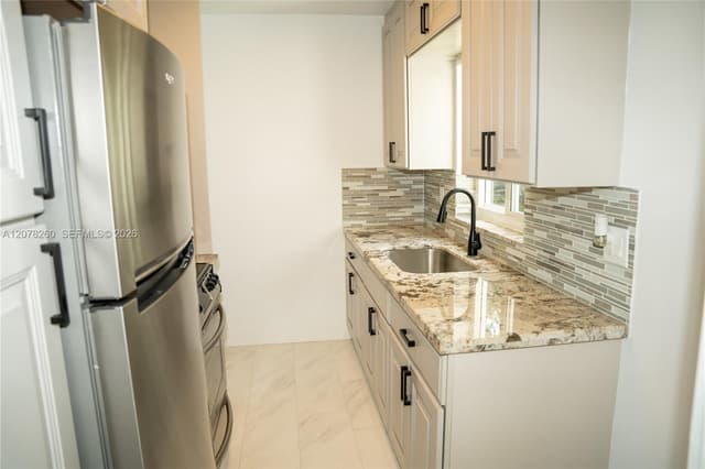 1640 NE 172nd St, North Miami Beach FL 33162 - North Miami Beach, FL - Photo 5