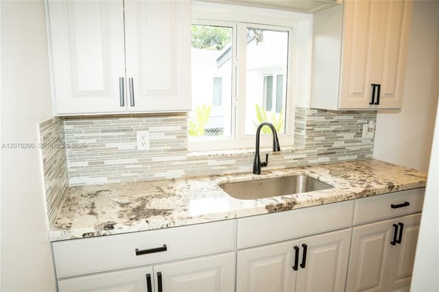 1640 NE 172nd St, North Miami Beach FL 33162 - North Miami Beach, FL - Photo 4