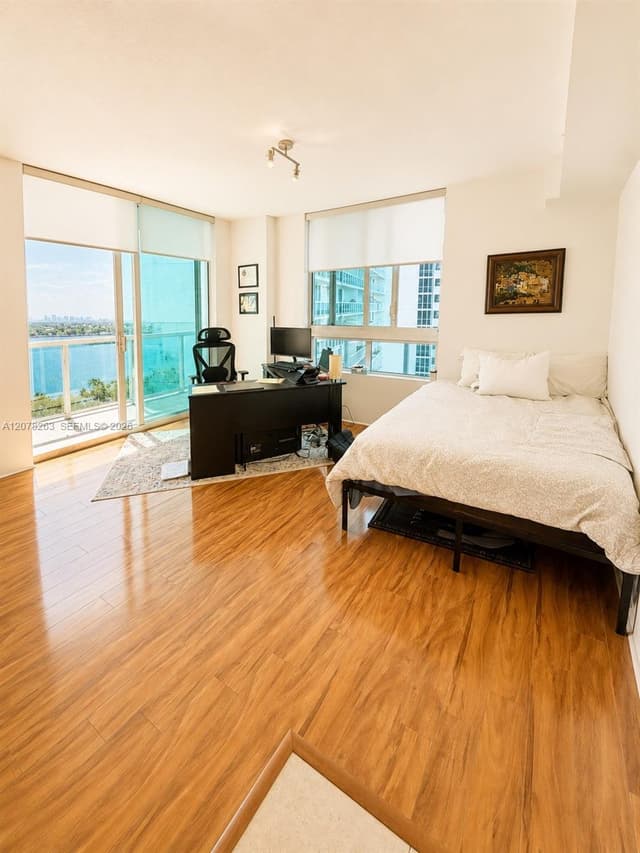 1900 N Bayshore Dr # 3005, Miami FL 33132 - Miami, FL - Photo 4