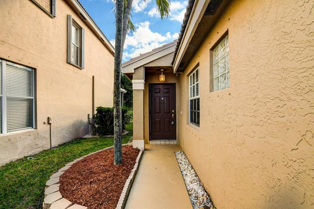 3574 Danbury Court, Boynton Beach FL 33436 - Boynton Beach, FL - Photo 4
