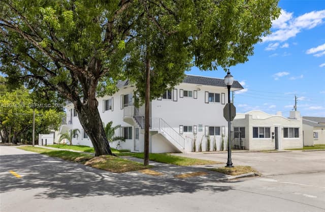 1859 Lincoln St, Hollywood FL 33020 - Hollywood, FL - Photo 3