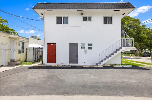 1859 Lincoln St, Hollywood FL 33020 - Hollywood, FL - Photo 5