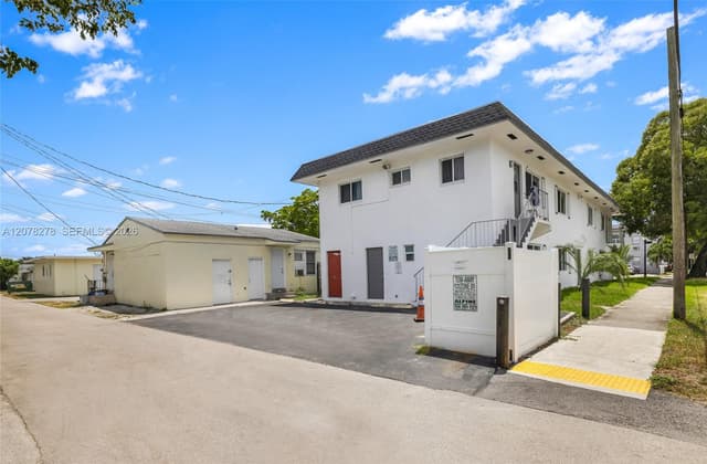1859 Lincoln St, Hollywood FL 33020 - Hollywood, FL - Photo 4