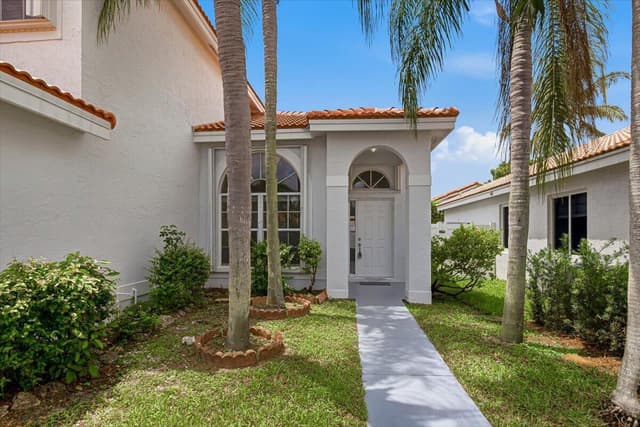 1378 SW 180TH Avenue, Pembroke Pines FL 33029 - Pembroke Pines, FL - Photo 2