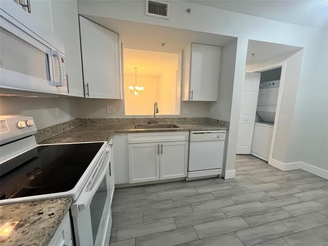 1161 GOLDEN LAKES Boulevard # 1316, West Palm Beach FL 33411 - West Palm Beach, FL - Photo 4