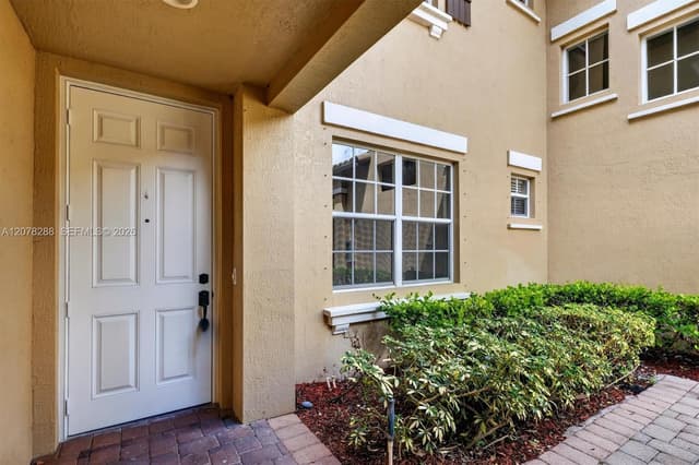 8351 NW 128th Ln # B, Parkland FL 33076 - Parkland, FL - Photo 2