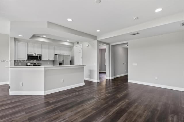 8351 NW 128th Ln # B, Parkland FL 33076 - Parkland, FL - Photo 5
