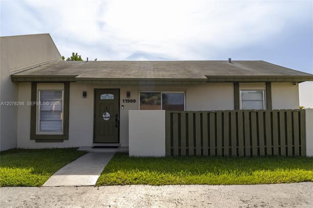 11900 SW 110th St Cir E, Miami FL 33186 - Miami, FL - Photo 2