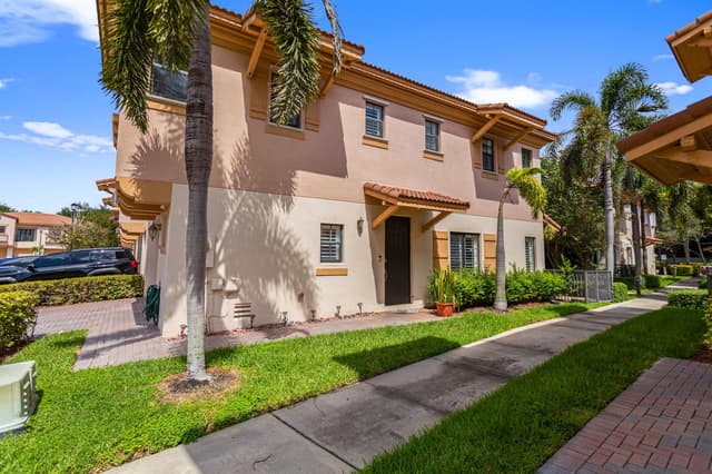 4783 PRESERVE Street, Coconut Creek FL 33073 - Coconut Creek, FL - Photo 4