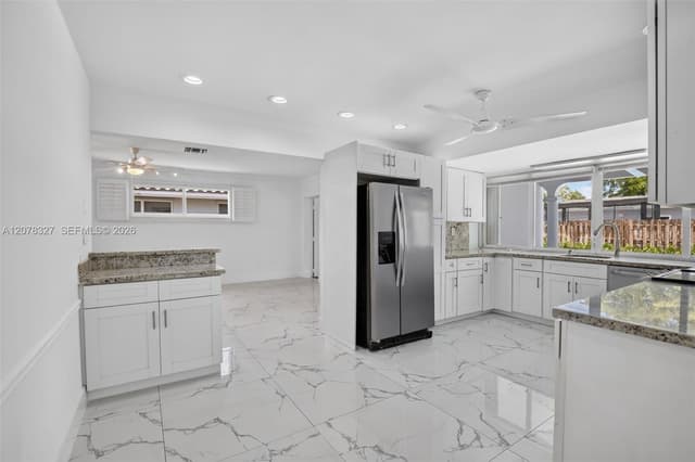 3661 N 52nd Ave, Hollywood FL 33021 - Hollywood, FL - Photo 7