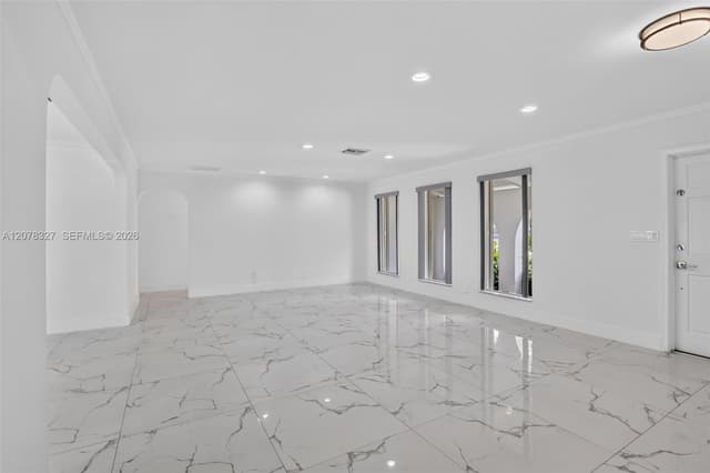 3661 N 52nd Ave, Hollywood FL 33021 - Hollywood, FL - Photo 5