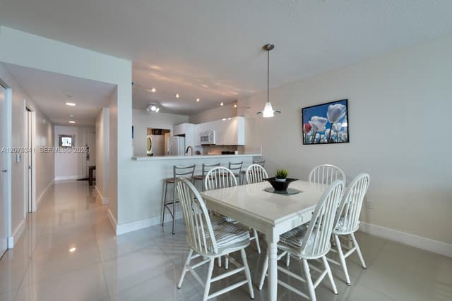 18100 N Bay Rd # 1009, Sunny Isles Beach FL 33160 - Sunny Isles Beach, FL - Photo 6