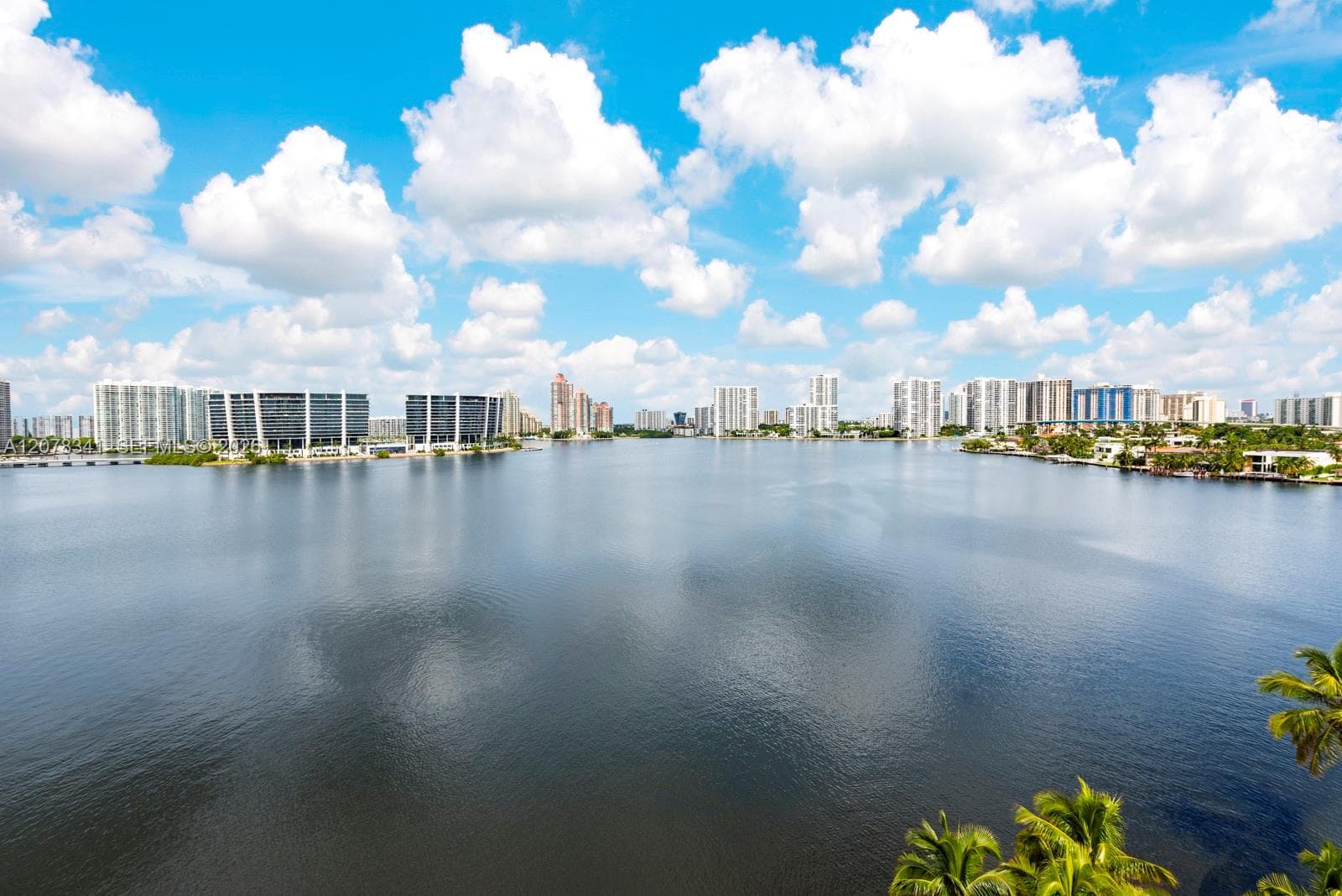 18100 N Bay Rd # 1009, Sunny Isles Beach FL 33160 - Sunny Isles Beach, FL - Photo 1