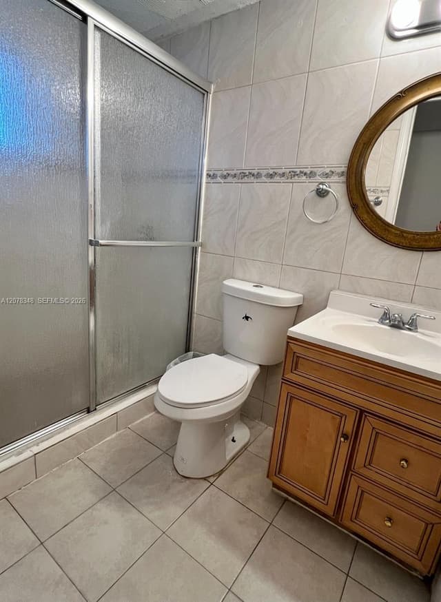 6725 N Miami Ave, Miami FL 33150 - Miami, FL - Photo 4