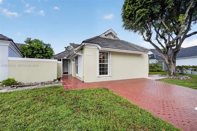 9943 NW 47th Ter, Doral FL 33178 - Doral, FL - Photo 3