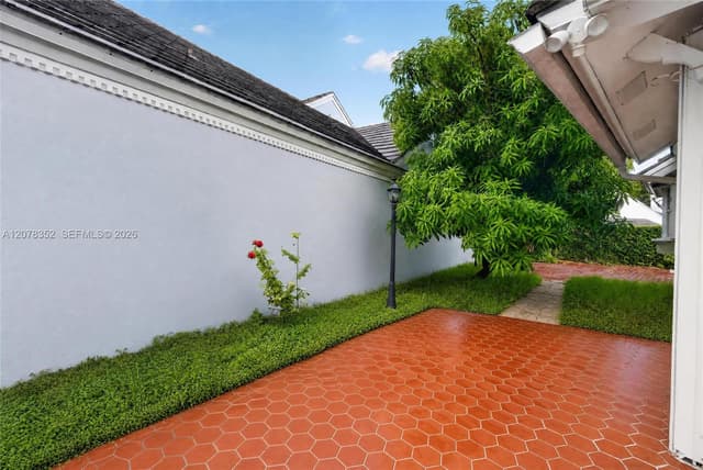 9943 NW 47th Ter, Doral FL 33178 - Doral, FL - Photo 5