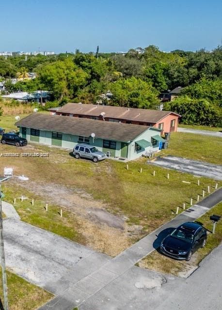 5649 SW 27th St, West Park FL 33023 - West Park, FL - Photo 6
