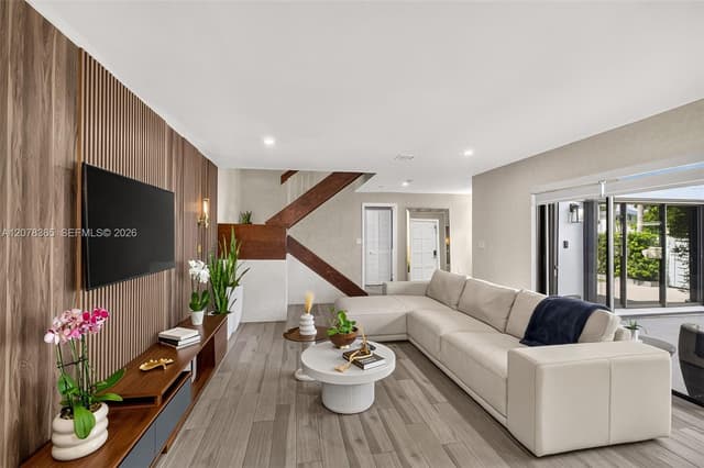 9852 NW 52nd Ter, Doral FL 33178 - Doral, FL - Photo 5