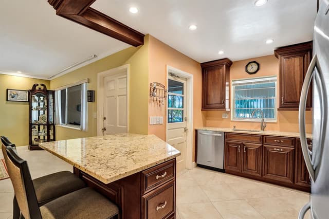 2121 NE 68TH Street # 202, Fort Lauderdale FL 33308 - Fort Lauderdale, FL - Photo 3