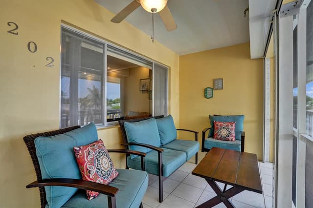 2121 NE 68TH Street # 202, Fort Lauderdale FL 33308 - Fort Lauderdale, FL - Photo 5