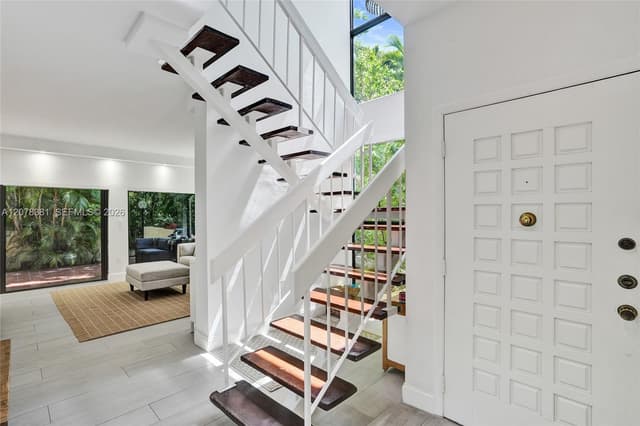 2420 Brickell Ave # 108B, Miami FL 33129 - Miami, FL - Photo 3