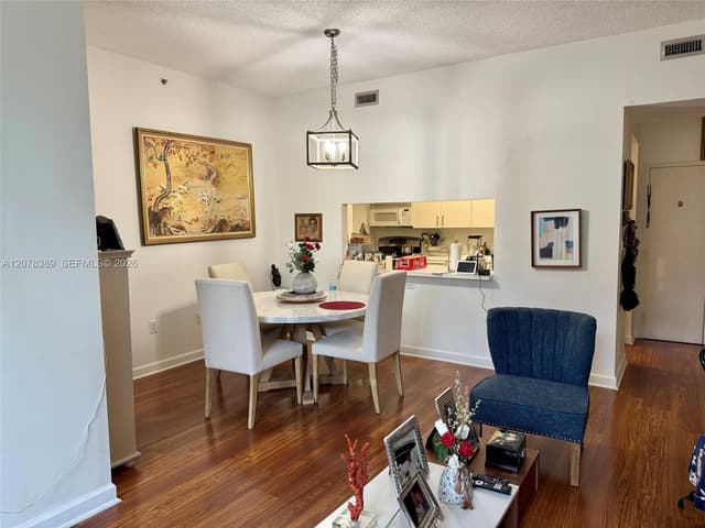 9725 NW 52nd St # 109, Doral FL 33178 - Doral, FL - Photo 7