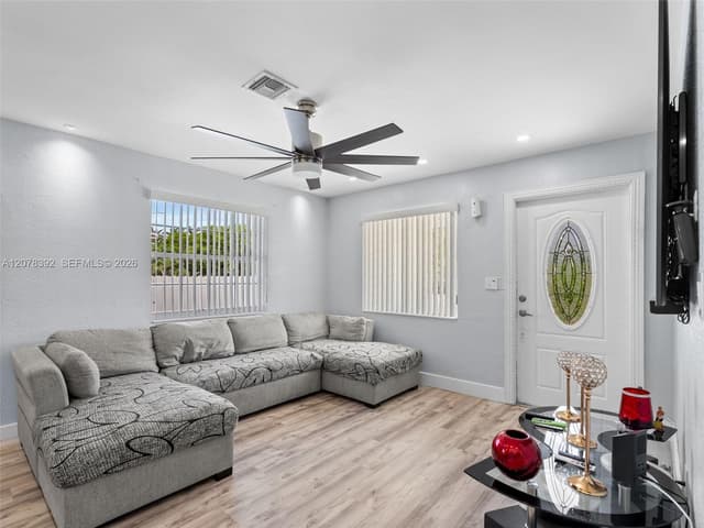 6432 Perry St, Hollywood FL 33024 - Hollywood, FL - Photo 5