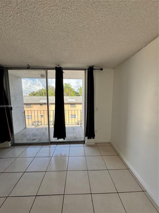 12105 NE 6th Ave # 304, North Miami FL 33161 - North Miami, FL - Photo 3