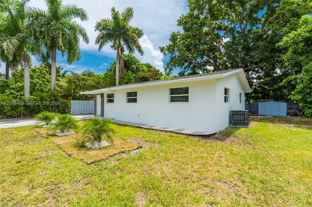 655 SW 6th Ter, Florida City FL 33034 - Florida City, FL - Photo 5