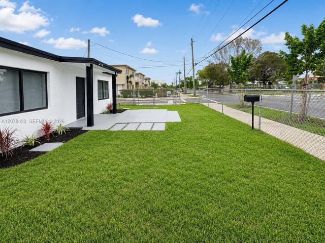 1305 NW 5th Ave, Florida City FL 33034 - Florida City, FL - Photo 2