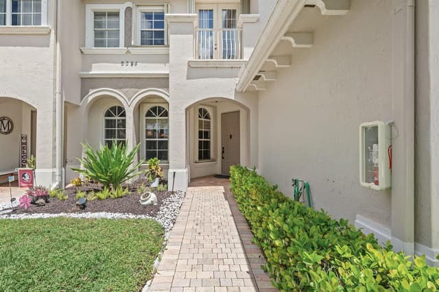 6394 BELLA Circle # 1004, Boynton Beach FL 33437 - Boynton Beach, FL - Photo 3