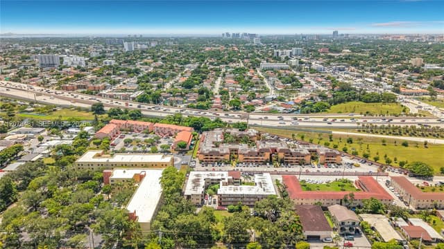 2441 NW 13th St # 67, Miami FL 33125 - Miami, FL - Photo 2