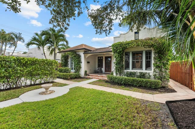 416 WESTWOOD Road, West Palm Beach FL 33401 - West Palm Beach, FL - Photo 2