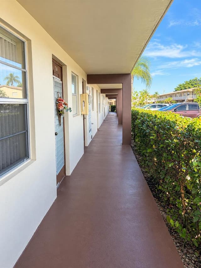 7500 NW 5TH Place # 104, Margate FL 33063 - Margate, FL - Photo 2