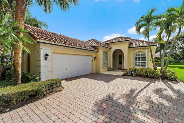 108 Euphrates Circle, Palm Beach Gardens FL 33410 - Palm Beach Gardens, FL - Photo 2