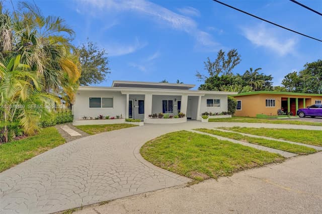 2018-2020 NE 19th St, Fort Lauderdale FL 33305 - Fort Lauderdale, FL - Photo 2