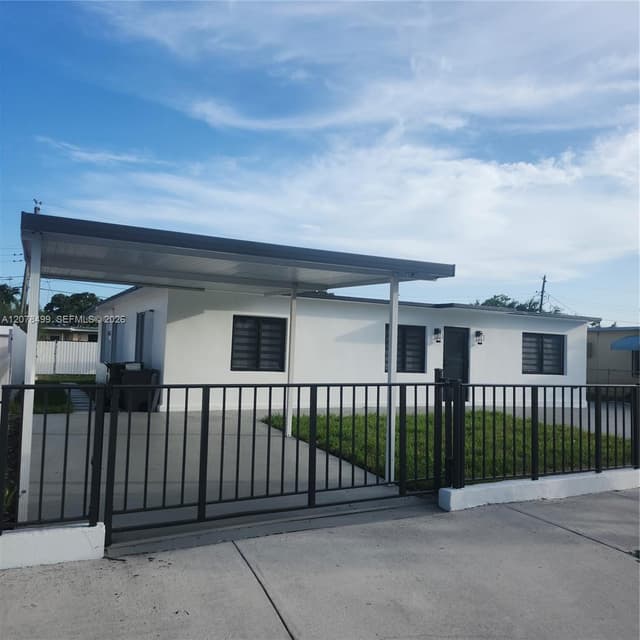 730 E 17th St, Hialeah FL 33010 - Hialeah, FL - Photo 6