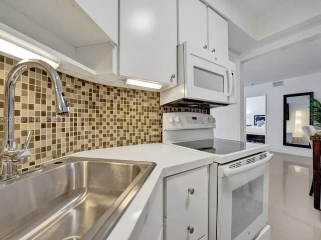 5225 Collins Ave # 1516, Miami Beach FL 33140 - Miami Beach, FL - Photo 7