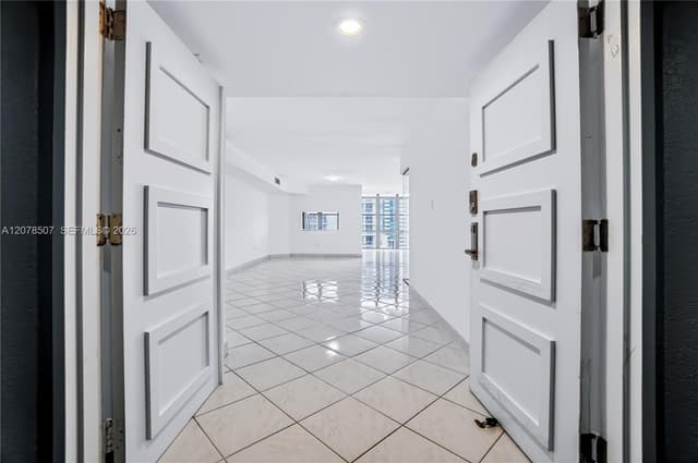 6423 S Collins Ave # 1702, Miami Beach FL 33141 - Miami Beach, FL - Photo 5