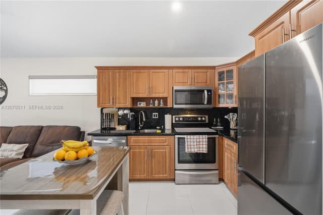 7456 W 34th Ln, Hialeah FL 33018 - Hialeah, FL - Photo 6