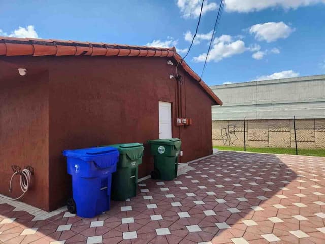 1195 NW 30TH Place, Miami FL 33125 - Miami, FL - Photo 3