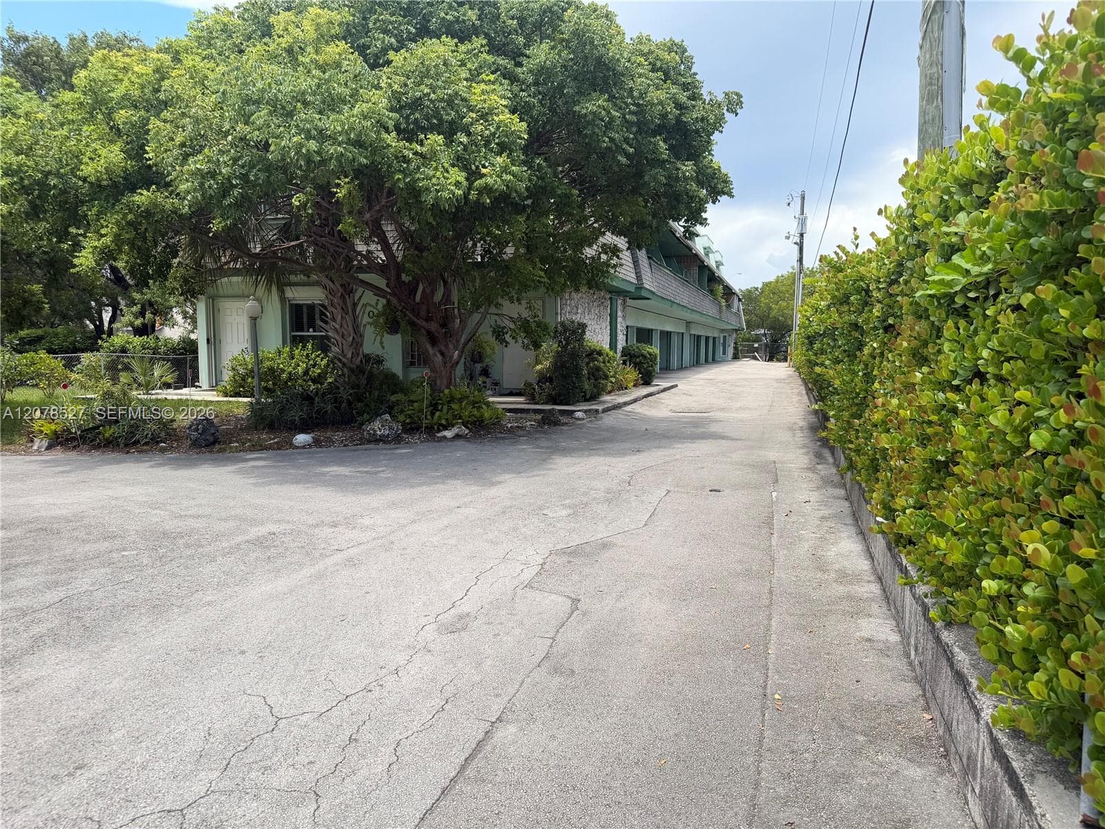 701 S Royal Poinciana Blvd # 12, Miami Springs FL 33166