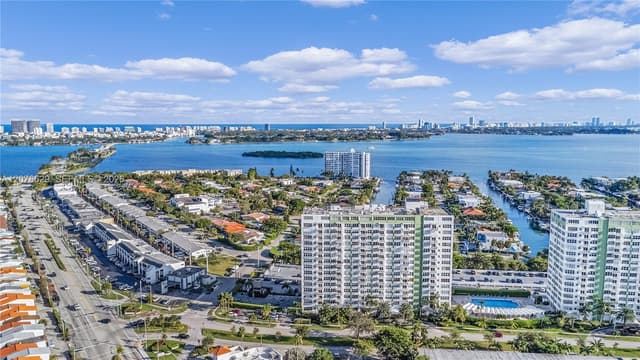2150 Sans Souci Blvd # B605, North Miami FL 33181 - North Miami, FL - Photo 2