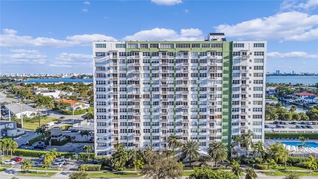 2150 Sans Souci Blvd # B605, North Miami FL 33181 - North Miami, FL - Photo 3