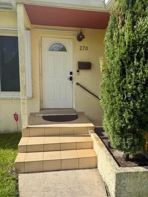 270 NE 169th St, North Miami Beach FL 33162 - North Miami Beach, FL - Photo 4