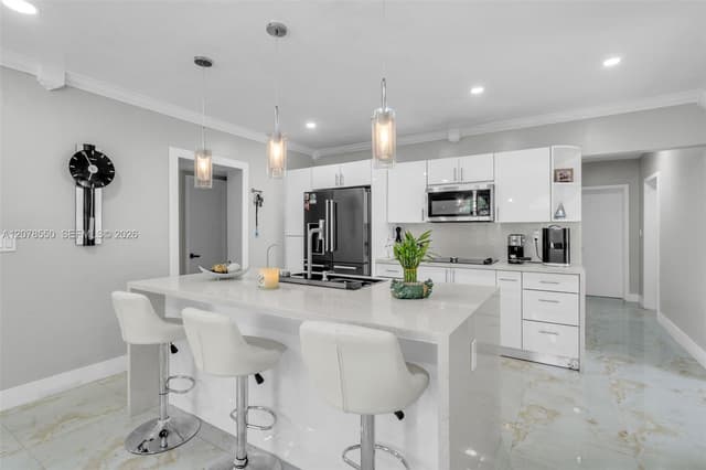 1327 SW 72nd Ave, Miami FL 33144 - Miami, FL - Photo 6