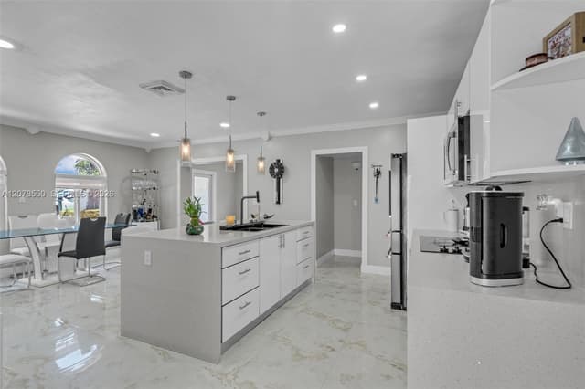 1327 SW 72nd Ave, Miami FL 33144 - Miami, FL - Photo 7