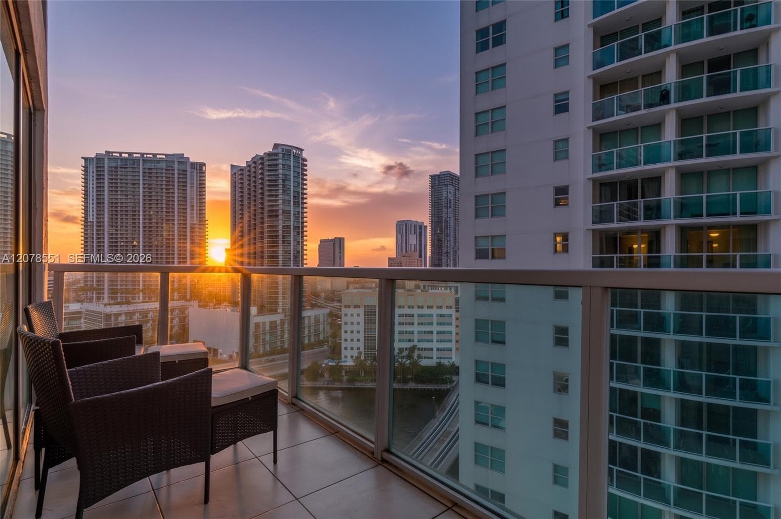 41 SE 5th St # 1117, Miami FL 33131