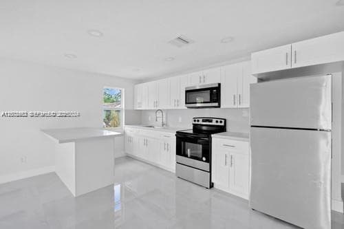 655 SW 5th St, Homestead FL 33030 - Homestead, FL - Photo 6