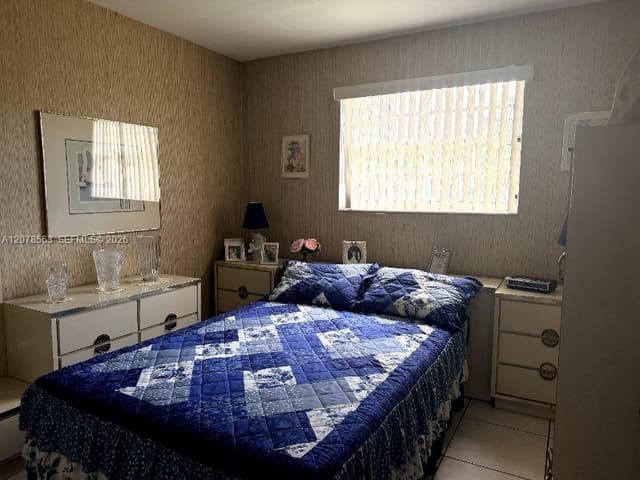 1340 W 36th St, Hialeah FL 33012 - Hialeah, FL - Photo 3